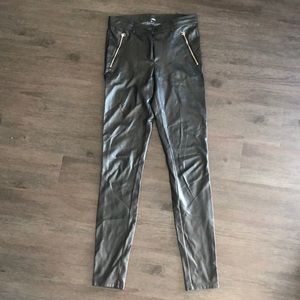 Aritzia Wilfred Free Faux Leather Pants